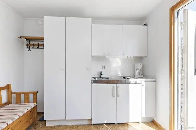 Kulübe, Ortak Banyo (Lekebergabyn)