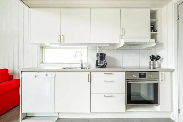 Premier Kulübe (Excluding Towels, Sheets and Cleaning)