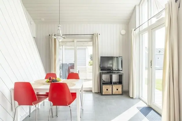 Premier Kulübe (Excluding Towels, Sheets and Cleaning)