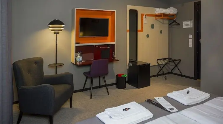 Deluxe Oda, 1 En Büyük (King) Boy Yatak