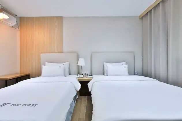 Deluxe Twin