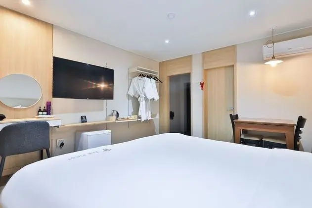 Modern Simple