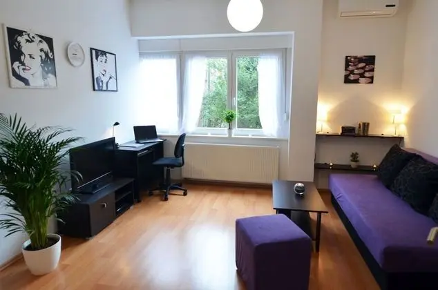 Stüdyo (Barbara)