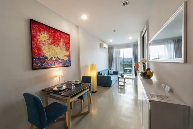One Bedroom Mountain View Suite