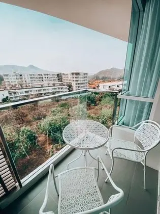 One Bedroom Mountain View Suite