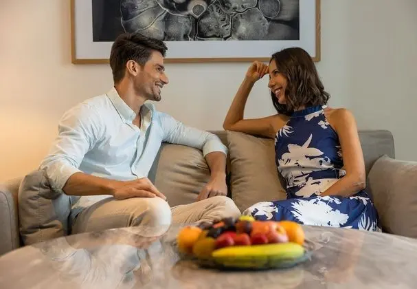 TFC Horizon Suite with Nest Lounge access(including full Breakfast, Daily Happy Hours 6:00-8:00 PM)