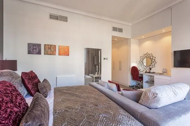 Superior Room with Soluna Beach Club access