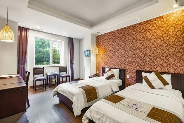 Deluxe Tek Büyük veya İki Ayrı Yataklı Oda, Sigara İçilmez, Şehir Manzaralı (City Window)