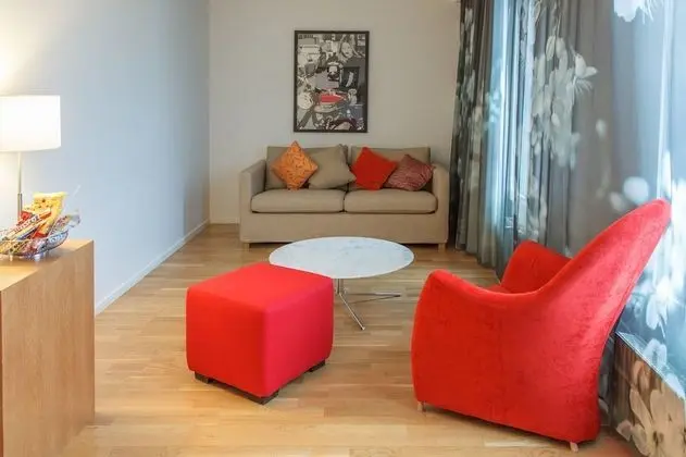 Deluxe Family Room