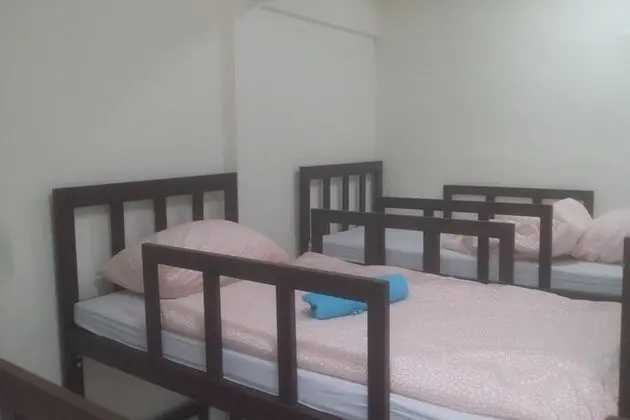 8-Bed Mixed Dormitory