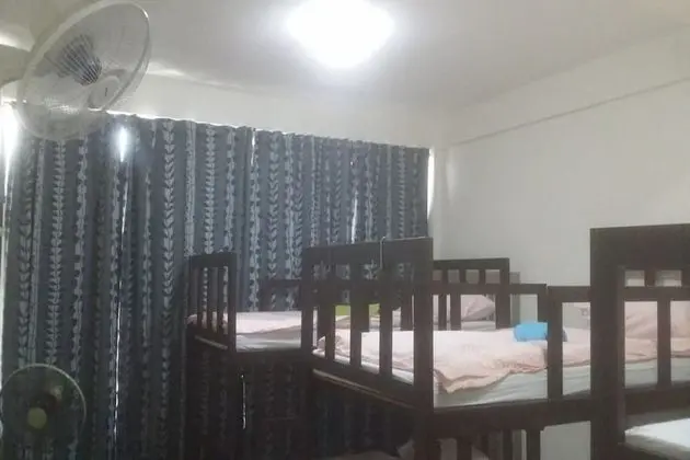8-Bed Mixed Dormitory