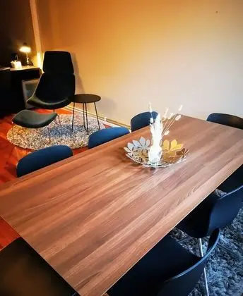 Business King Studio
