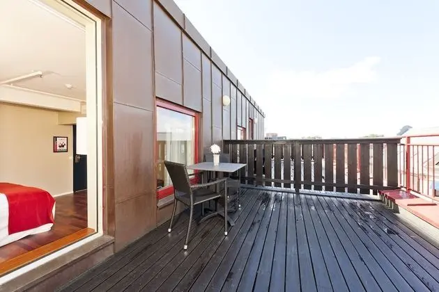 Queen loft terrace