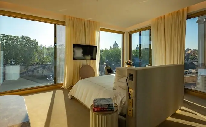 Stüdyo, Nehir Manzaralı