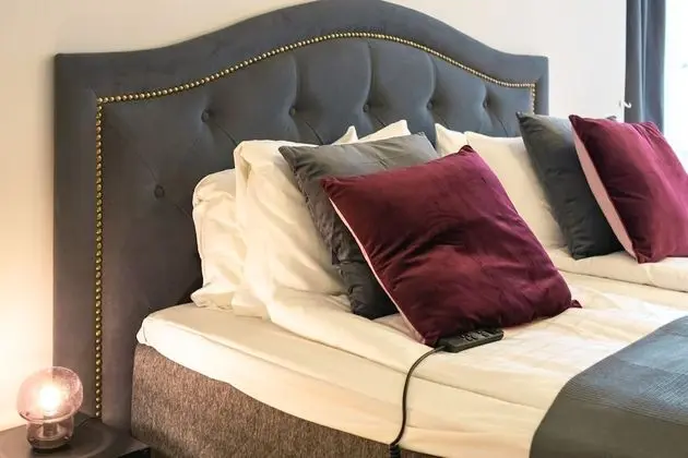 Deluxe Tek Büyük Yataklı Oda, Bahçe Manzaralı