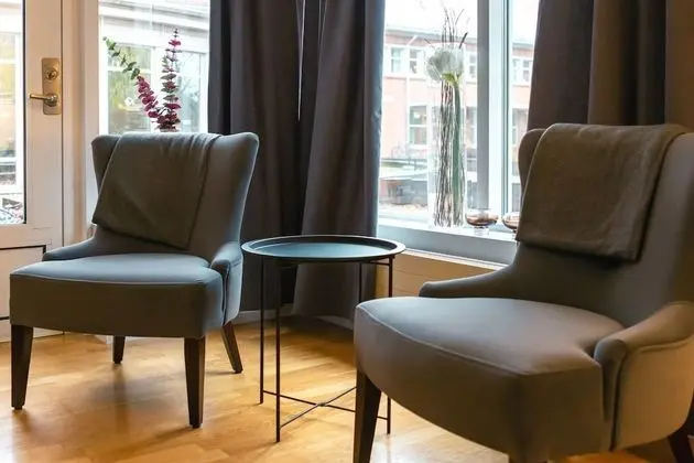 Deluxe Tek Büyük Yataklı Oda, Bahçe Manzaralı