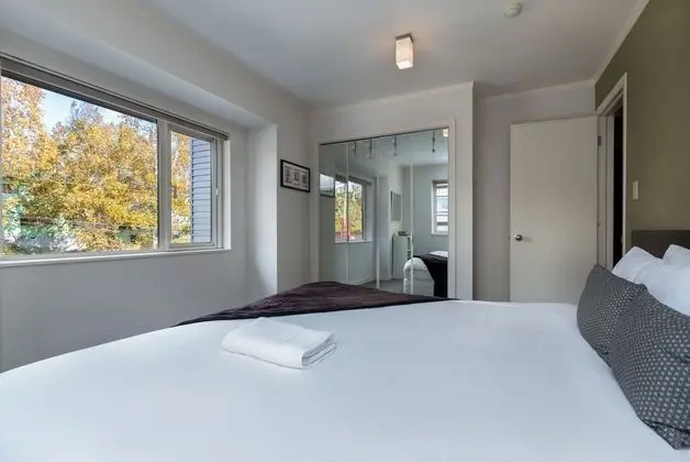 Apart Daire, 3 Yatak Odası (Extra futon for the 7th guest)