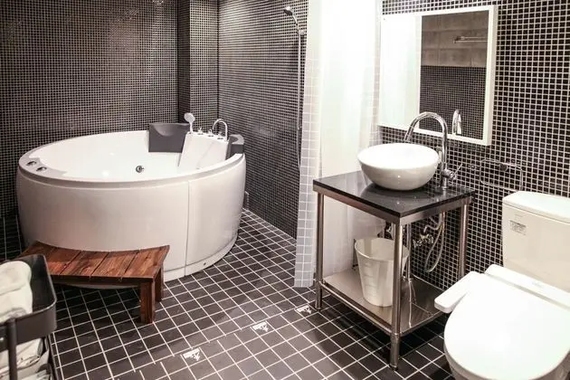 Deluxe Süit (with Jacuzzi Bath R002)