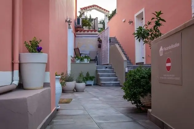 Stüdyo, Kısmi Deniz Manzaralı