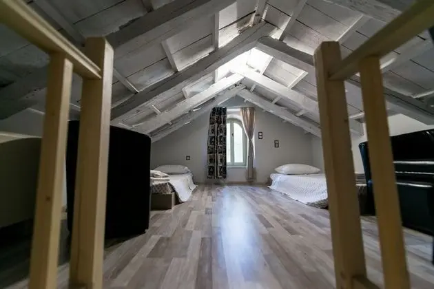 Danai Suite