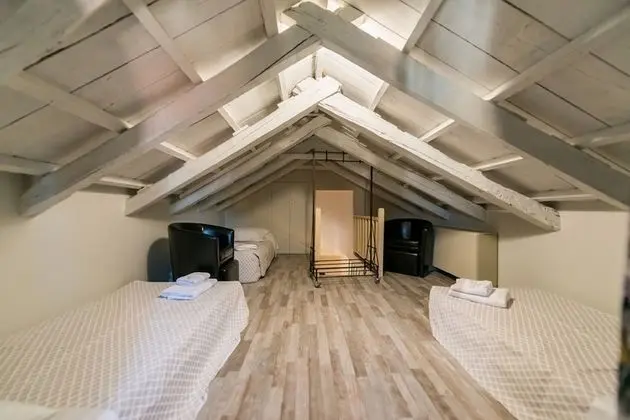 Danai Suite