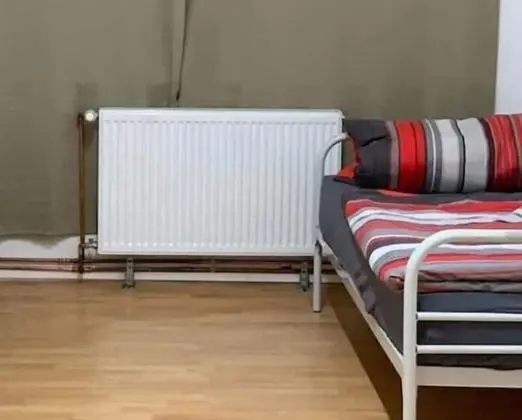 Tek Kişilik Oda, Ortak Banyo