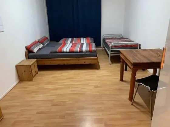 Üç Kişilik Oda, Ortak Banyo