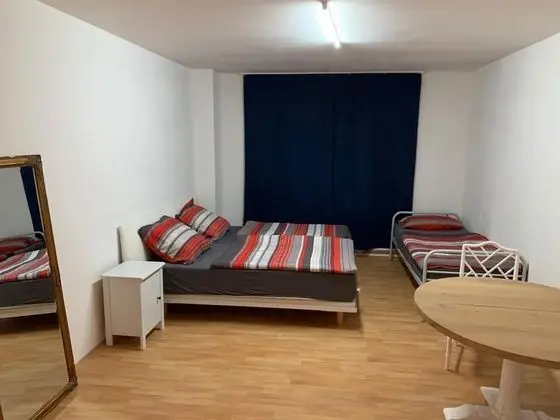 Üç Kişilik Oda, Ortak Banyo