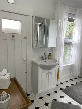 Superior Tek Büyük Yataklı Oda, Banyolu/Duşlu (Eleanor Suite)