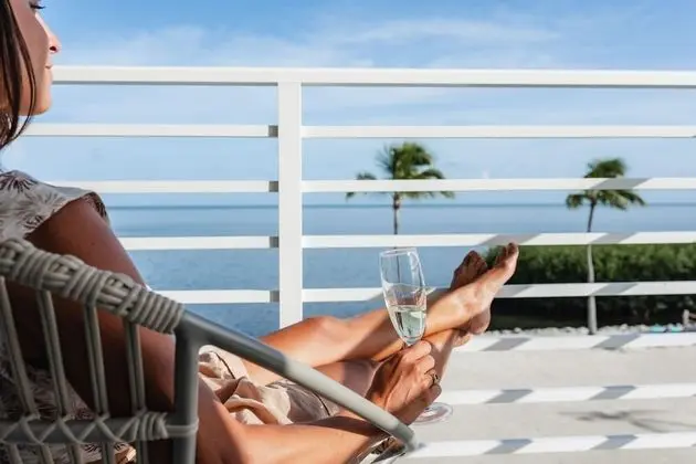 Oceanfront King Suite
