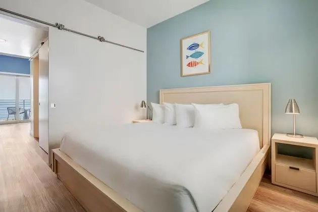 Oceanfront King Suite