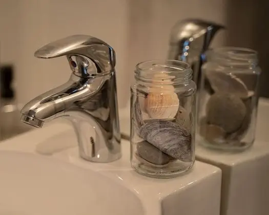 Tek Kişilik Oda, Ortak Banyo