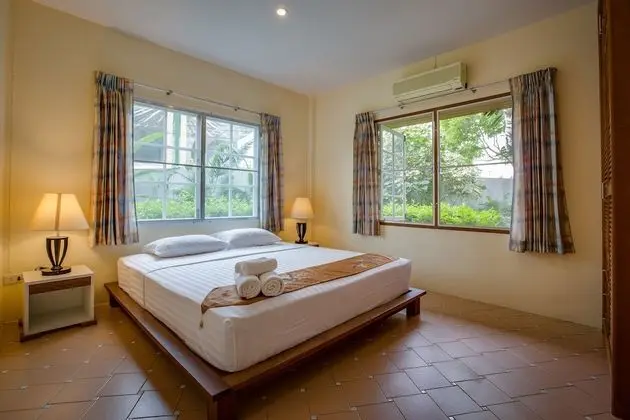 2-Bedroom Cottage (1 Bathroom)