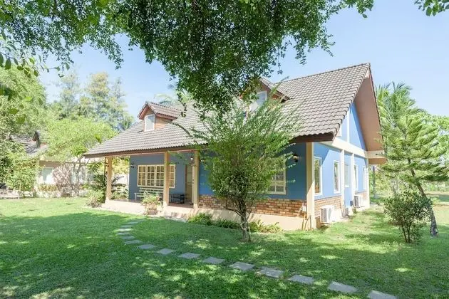 2-Bedroom Villa in the Garden