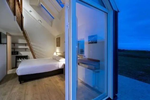 Superior Double Room with Hot Tub and Sauna Access