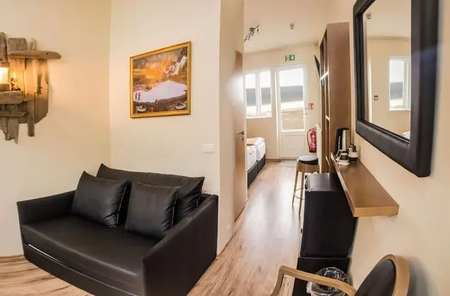 Superior Double Room with Hot Tub and Sauna Access