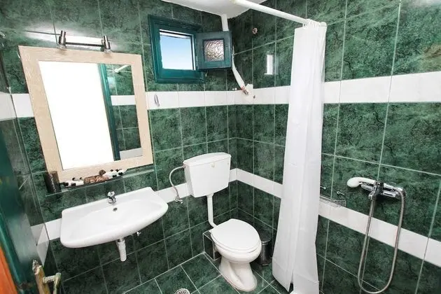 Economy Tek Büyük Yataklı Oda, Havuz Kenarı