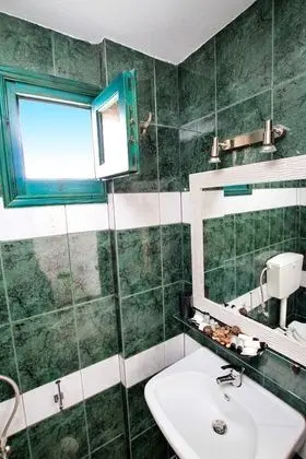 Economy Tek Büyük Yataklı Oda, Havuz Kenarı