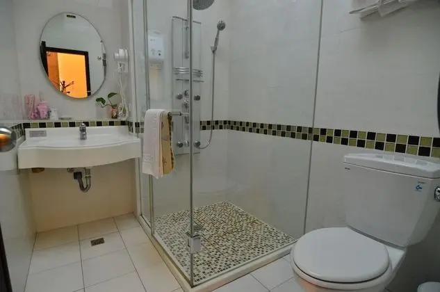 Business Tek Büyük Yataklı Oda