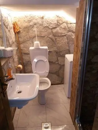 Tek Büyük Yataklı Oda (R2)