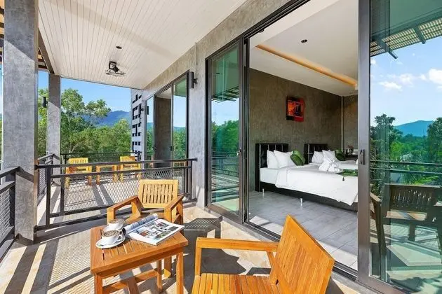 Luxury Tek Büyük veya İki Ayrı Yataklı Oda, 1 Yatak Odası, Havuz Manzaralı, Havuz Kenarı
