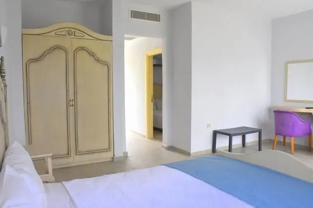 Comfort Oda, 1 Büyük (Queen) Boy Yatak, Deniz Manzaralı, Denize Sıfır