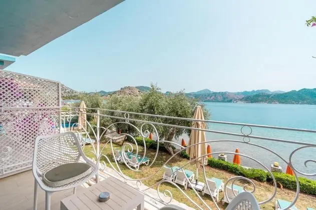 https://images.odamax.com/img/1024x768/odamax/image/upload/Fiska_Boutique_Hotel_Selimiye_202602101423195_DSC09456_HDR_5988_x_3992_.jpg