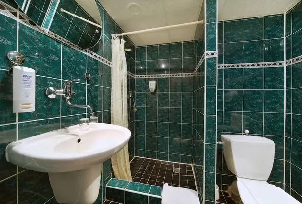 Standard Üç Kişilik Oda