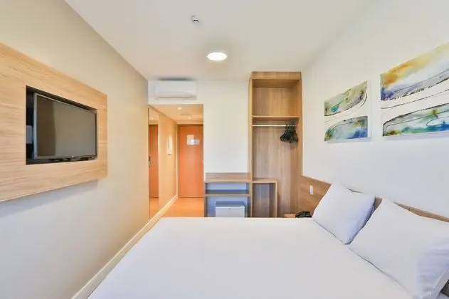 Standard Tek Büyük Yataklı Oda