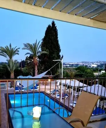 Basic İki Ayrı Yataklı Oda, Balkon, Bahçe Manzaralı