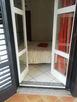 Basic Tek Büyük Yataklı Oda