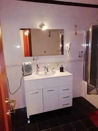 Basic Tek Büyük Yataklı Oda