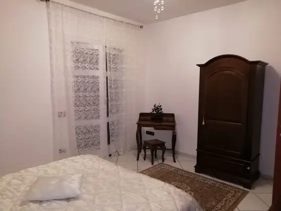 Tek Büyük Yataklı Oda