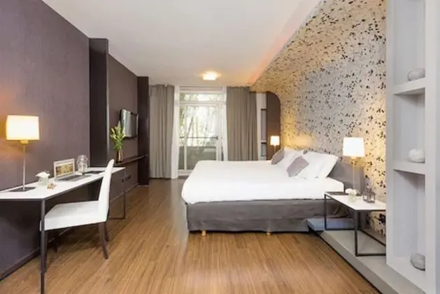 Design Apart Daire, 1 En Büyük (King) Boy Yatak